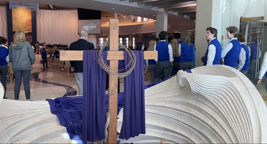 Bishop Gorman student body attends mass for Lent 2023