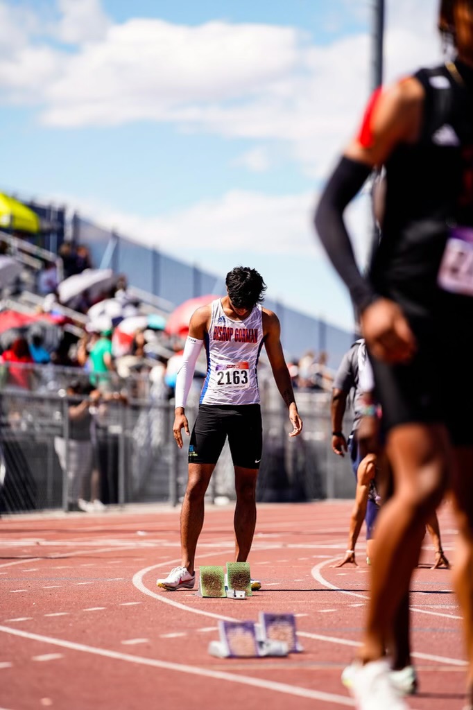 Sid Kumar ‘25 getting ready to run his next race and prepping to get on the blocks