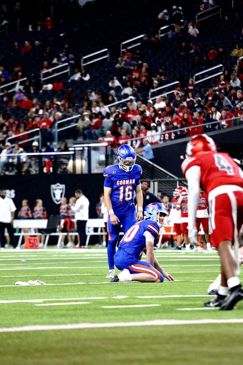 Hudson Borsari '26 Focusing before a kick 